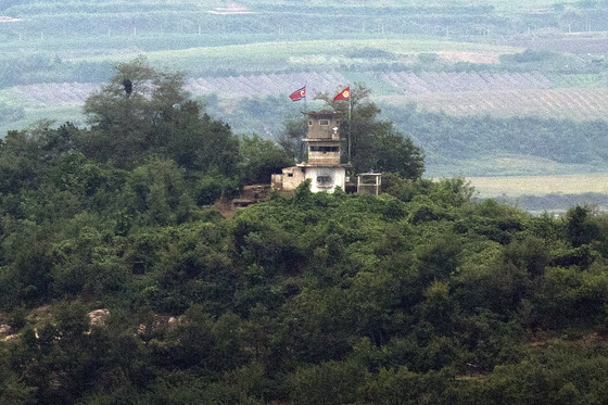 A North Korean guard post at the DMZ at Paju, Gyeonggi. [YONHAP]