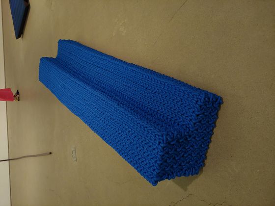 Lee Kwang-ho's knitted bench [YOON SO-YEON]