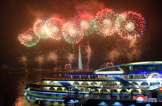 Fireworks in Pyongyang to mark the 67th anniversary of the armistice that ended the 1950-53 Korean War. [YONHAP]