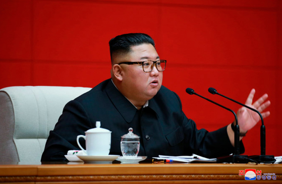 North Korean leader Kim Jong-un hosts a meeting of the politburo of the Workers' Party's Central Committee on Thursday. [YONHAP] 