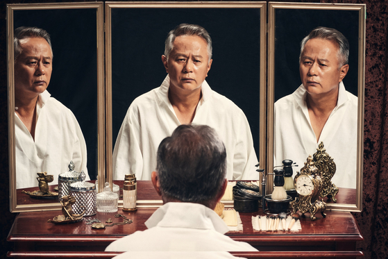 Veteran actor Song Seung-hwan will be returning to the theater stage after nine years with "The Dresser." [JEONGDONG THEATER]