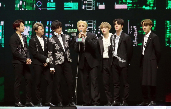 BTS gives a speech after winning eight awards at the 2019 Melon Music Awards. [KAKAO] 