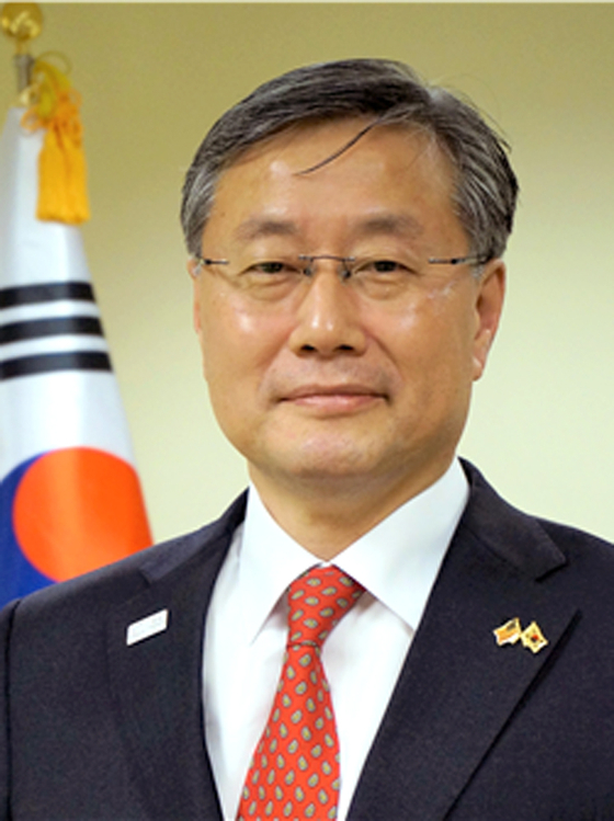 Kim Yong-hyon was named the new presidential secretary for foreign policy on Friday.  [YONHAP] 