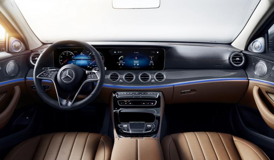 The interior of the face-lifted Mercedes-Benz E-Class. [MERCEDES-BENZ KOREA]
