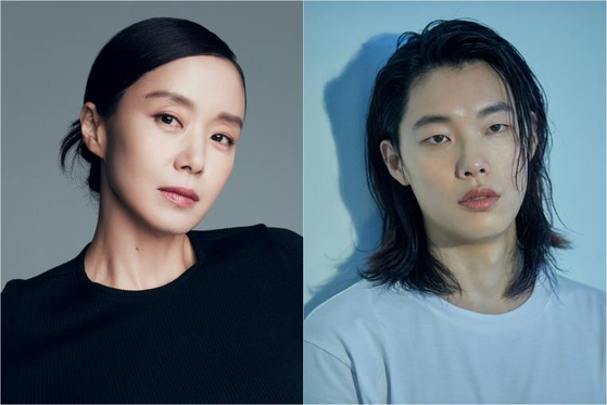 Actors Jeon Do-yeon, left, and Ryu Joon-yeol will portray lead roles in upcoming JTBC series ″Disqualified as a Human.″ [MANAGEMENT SOOP, C-JES ENTERTAINMENT]