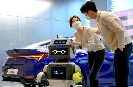 Hyundai Rolls Out Dal E Robot For Testing In Songpa