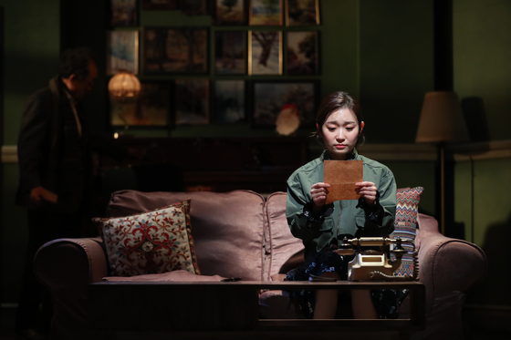 "The Student and Mr. Henri" is currently being staged at the Yes 24 Stage in central Seoul. [ILGAN SPORTS]