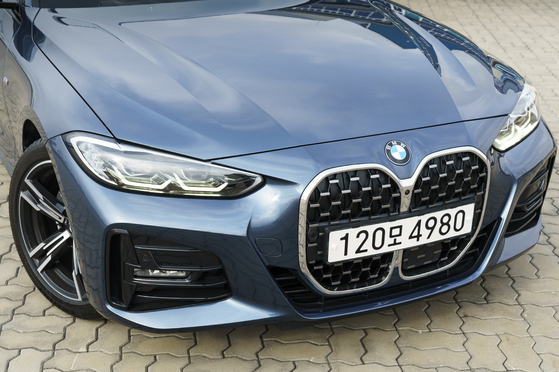 BMW's new 4 Series' vertical kidney grille [BMW KOREA]