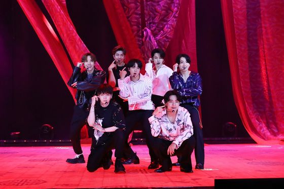 Boy band BTS performs at "Bang Bang Con: The Live," an online concert held in June 2020 via the streaming platform now named "VenewLive." [BIG HIT ENTERTAINMENT]