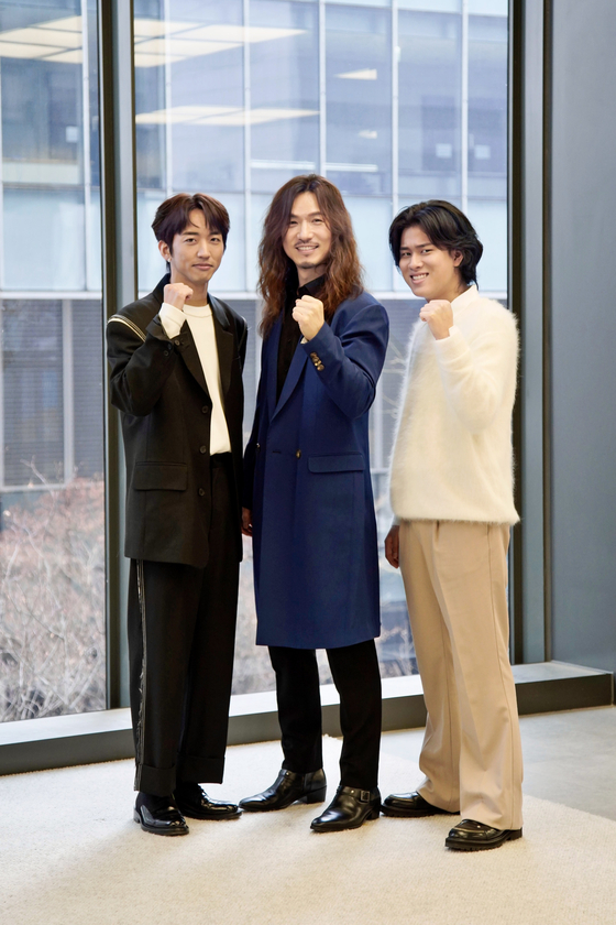 The top three contestants of ″Sing Again,″ from left: Lee Seung-yoon, Jeong Hong-il and Lee Mu-jin. [JTBC]