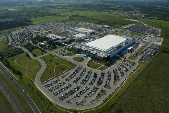 Samsung Electronics' Austin plant in Texas. [SAMSUNG ELECTRONICS]