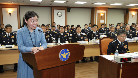 Lim Eun-jeong, a prosecutor in the Ulsan District Prosecutors' Office, testifies at a parliamentary audit hearing on the National Police Agency in 2019. Lim was appointed to the powerful Seoul Central District Prosecutors' Office on Monday. [YONHAP]