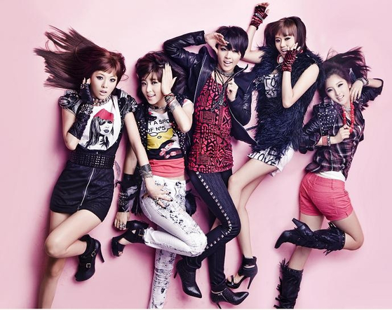 Girl group 4Minute debuted in 2009 and disbanded in 2016, falling victim to the “seven-year curse.” [CUBE ENTERTAINMENT]