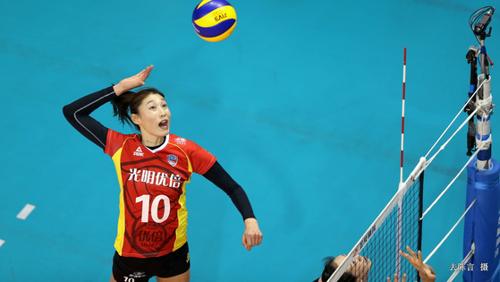Kim Yeon-koung returns to the Shanghai Bright Ubest Women's Volleyball Club after four years. Kim led the Shanghai club to come out on top in the regular season in 2017. [CHINESE VOLLEYBALL ASSOCIATION]