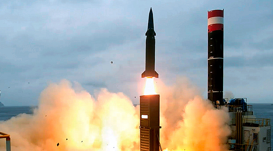 In this file photo, a Hyunmoo ballistic missile with an 800-kilometer-range is fired during a test on Aug. 24, 2017.  [YONHAP] 