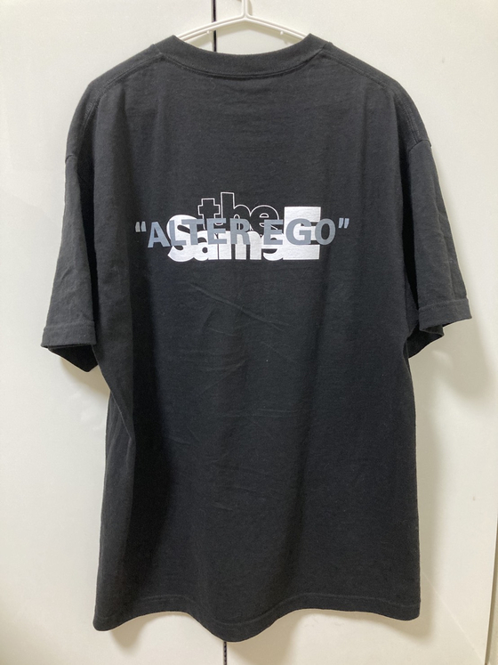 A t-shirt sold at YG Entertainment's 'the SameE' [YG ENTERTAINMENT]