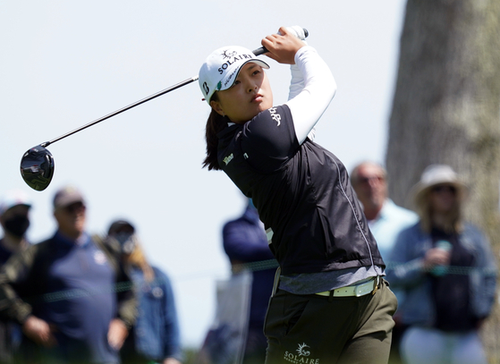 Ko Jin-young plays her shot from the 11th tee during the third round of the U.S. Women's Open golf tournament at The Olympic Club in San Francisco, California on Saturday. [YONHAP]