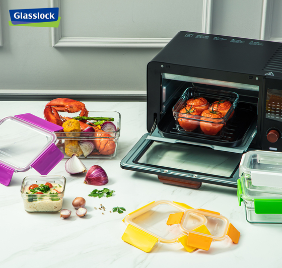 Glasslock's airtight food containers are designed for oven use. [GSC SOLUTIONS]