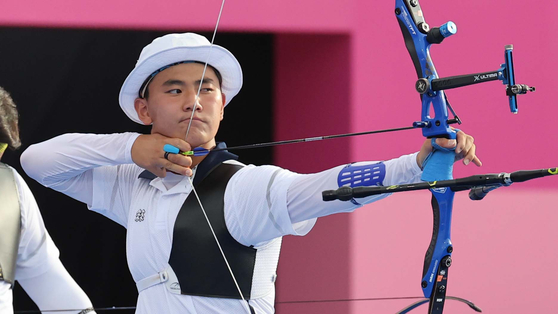Team Korea archer Kim Je-deok at the 2020 Tokyo Olympics. [JOINT PRESS CORPS]