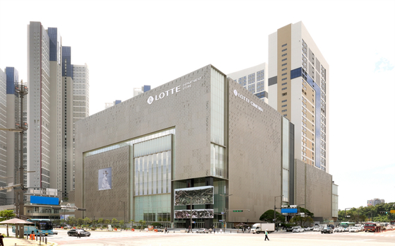 Lotte Department Store in Dongtan in Hwaseong, Gyeonggi [LOTTE DEPARTMENT STORE]