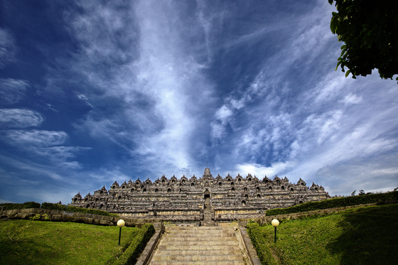 Borobudur Temple Compounds [BOROBUDUR PARK MANAGEMENT]