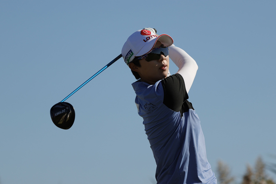 Kim Hyo-joo hits her tee shot on the third hole during the first round of the ShopRite LPGA Classic presented by Acer on the Bay Course at Seaview Golf Club on Thursday in Galloway, New Jersey. [AFP/YONHAP]