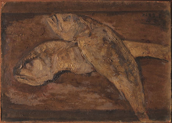 Paintings like ″Fish on a Cutting Board″ (1952) proved that Park was a versatile artist. [MMCA]