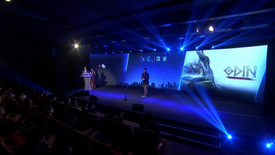 Kim Jae-young, CEO of Lionheart Studio, receives the Grand Prize at the Korea Game Awards on Wednesday. [SCREEN CAPTURE]