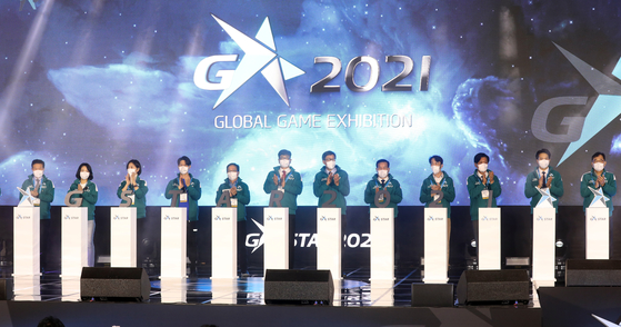 G-Star 2021, Korea's biggest game festival, kicked off on Wednesday at Bexco convention center in Busan to run for five days both online and offline, after skipping an offline event last year due to Covid-19. It is organized by the Korea Association of Game Industry (K-Games). [NEWS1]