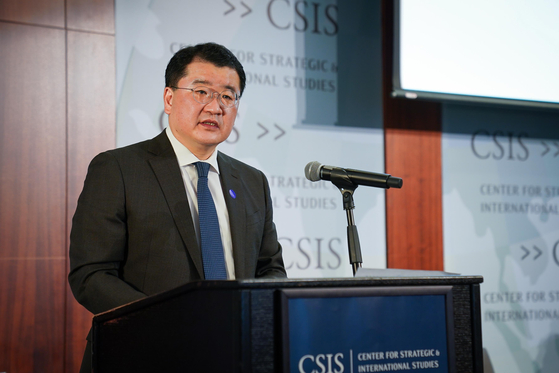 Seoul's First Vice Foreign Minister Choi Jong-kun speaks at the South Korea-U.S. Strategic Forum held at the Center for Strategic and International Studies (CSIS) think tank in Washington Monday. [YONHAP]
