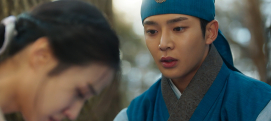 A scene from “The King's Affection” [KBS]