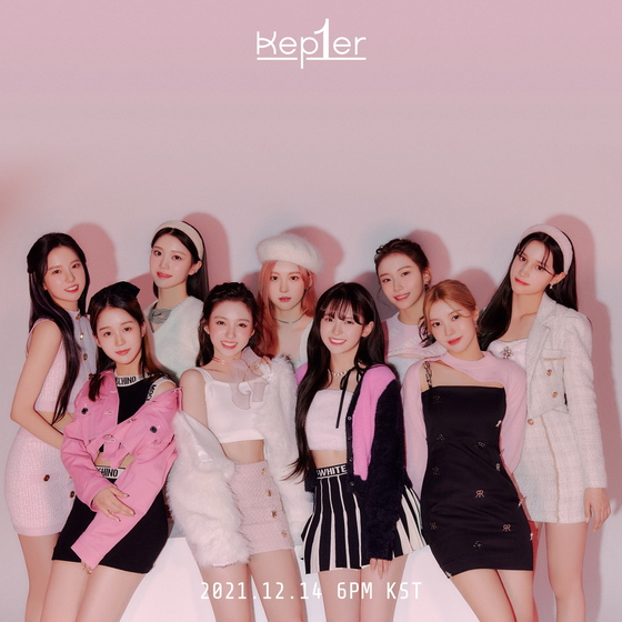 New K-pop girl group Kep1er released its first teaser clip Monday ahead of its newly slated debut date on Jan. 3. [ILGAN SPORTS]