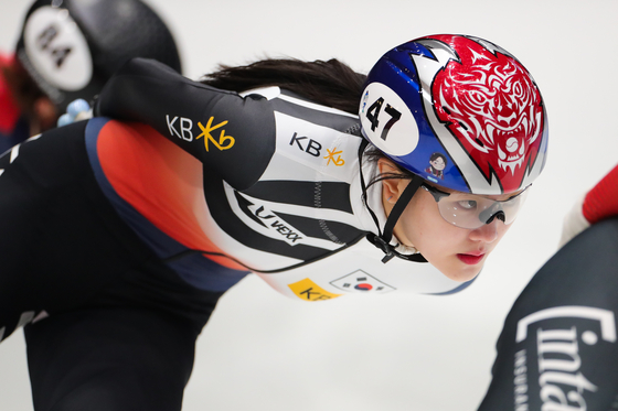Lee Yu-bin competes in the women's 1000 meters at the ISU World Cup in Dordrecht, the Netherlands on Nov. 26, 2021. [XINHUA/YONHAP]