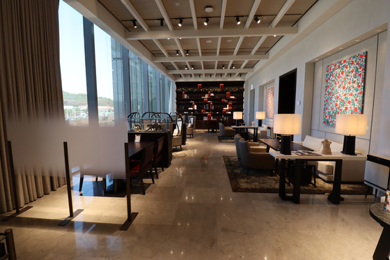 The ″First Prime Lounge″ at Daejeon Shinsegae Art & Science [SHINSEGAE]