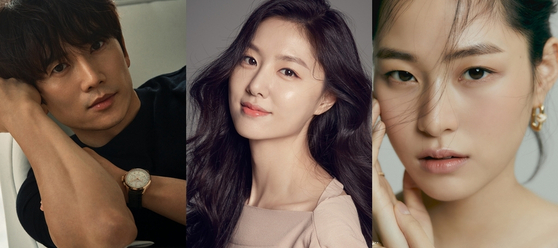 From left, actors Ji Sung, Seo Ji-hye and Lee Soo-kyung will appear in the upcoming tvN drama series ″Adamas.″ [TVN]