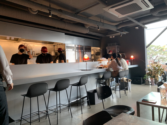 The interior of ckbg.lab in Itaewon, central Seoul. [LEE JIAN] 