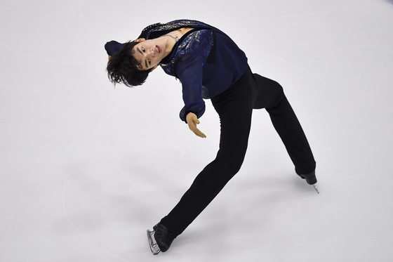 Cha Jun-hwan performs an Ina Bauer in his free skate program at the ISU Four Continents Figure Skating Championships in Tallinn, Estonia on Sunday. [XINHUA/YONHAP]