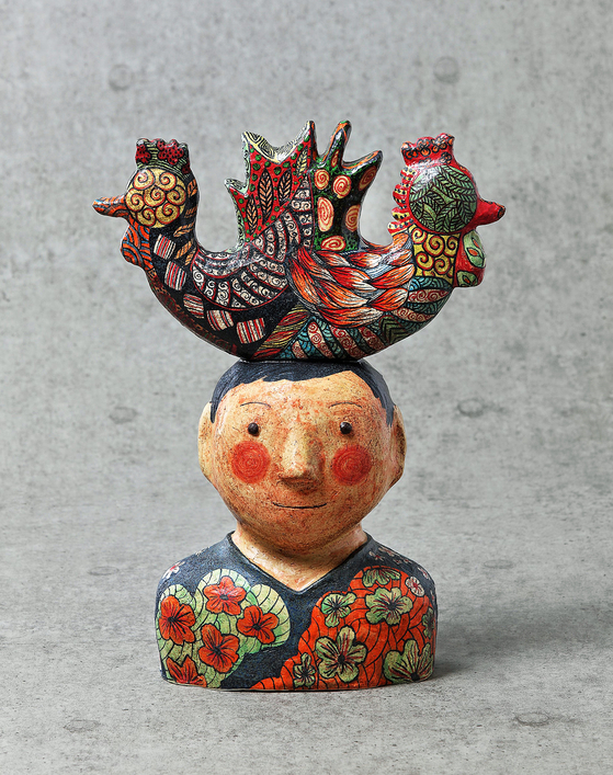 One of Jang's earlier works that combines the figure of a human with a chicken [PARK SANG-MOON]