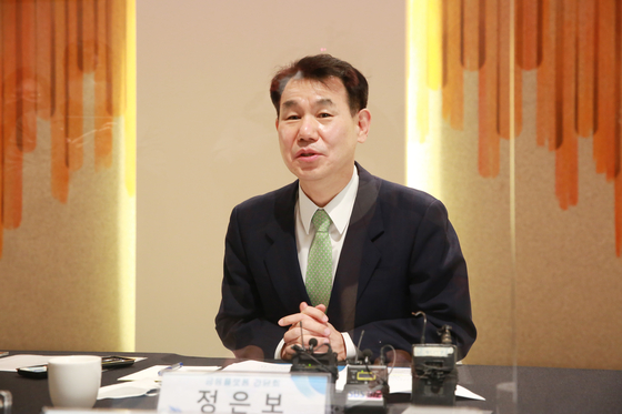 Financial Supervisory Service chief Jeong Eun-bo speaks at a press event held in central Seoul on Wednesday. [FSS]