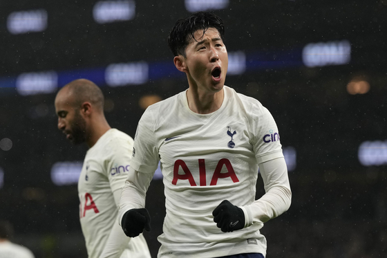 Tottenham's Son Heung-min celebrates his goal against Southampton during a Premier League match at Tottenham Hotspur Stadium in London on Feb. 9. [AP/YONHAP]