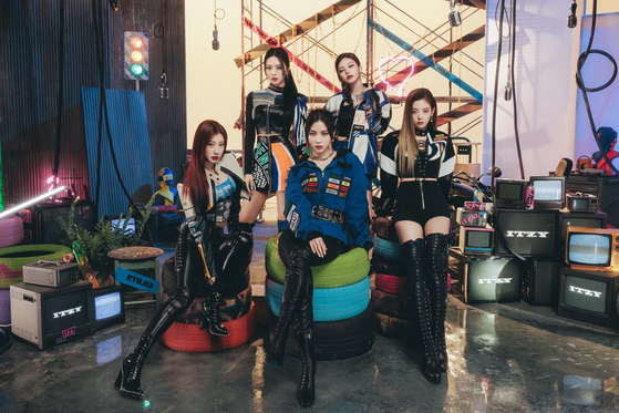 Girl group ITZY [JYP ENTERTAINMENT]
