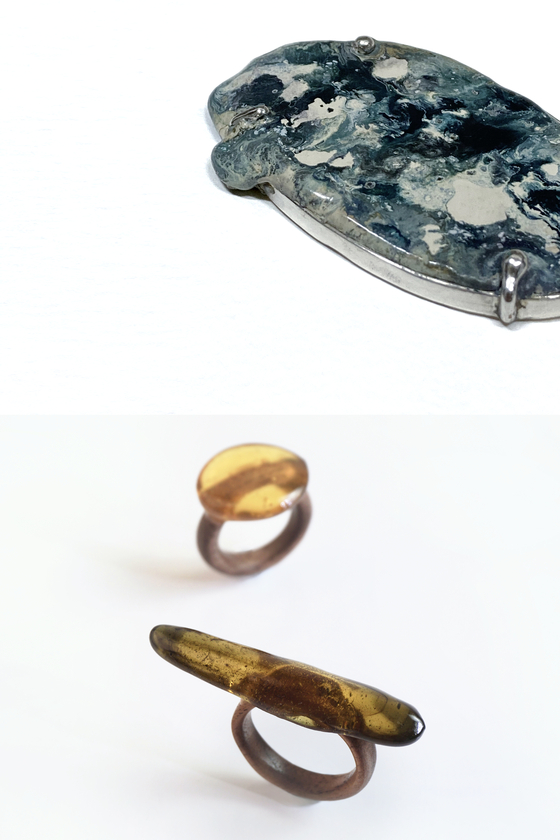 Designers Yoo Jun-kyung and Kim Su-jin have used resin to create beautiful jewelry. [SEOUL DESIGN FOUNDATION]