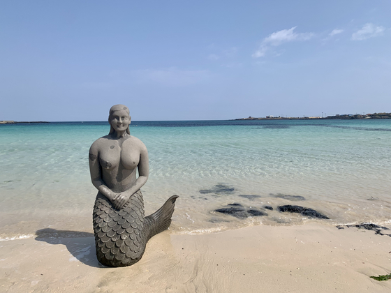 A mermaid statue on Hagosudong Beach, Udo Island [LEE JIAN]