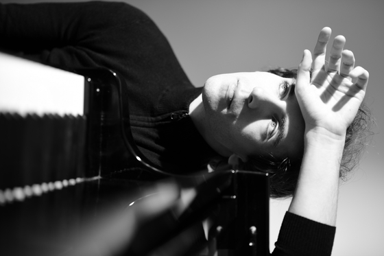 French pianist Alexandre Kantorow, who won the first prize, gold medal and Grand Prix at the 16th International Tchaikovsky Competition in 2019, will be visiting Korea for his first recital on April 19. [SASHA GUSOV]