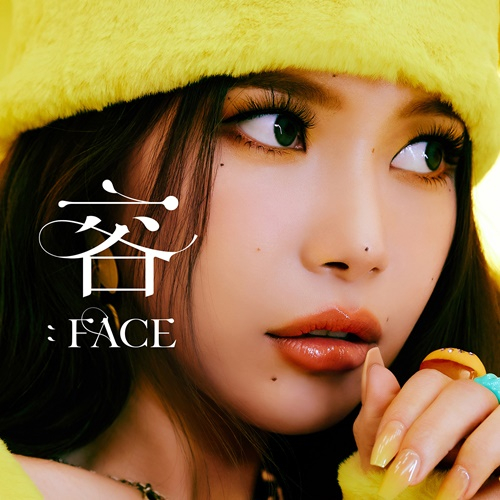 Album cover image of "容 : Face" [RBW]