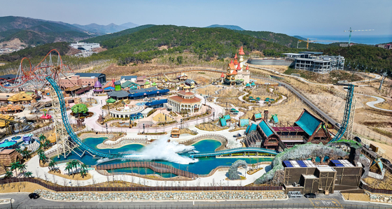 The aerial view of Lotte World Adventure Busan [LOTTE WORLD ADVENTURE BUSAN]