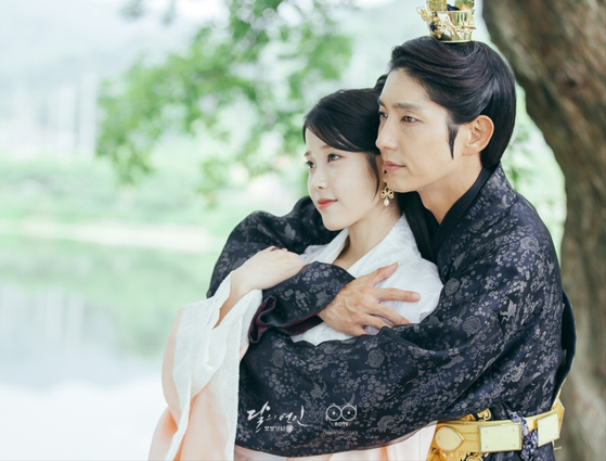 Lee as the outsider prince Wang So in SBS drama series "Moon Lovers: Scarlet Heart Ryeo” (2016) [NAMOOACTORS]