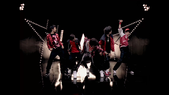 SM Entertainment revealed the remastered music video of boy band SHINee’s “Replay” (2008). [SM ENTERTAINMENT]