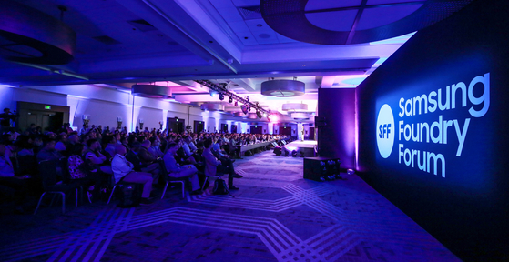 Clients participate in the Samsung Foundry Forum in 2019, which was held in Santa Clara, California. [SAMSUNG ELECTRONICS]