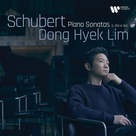 Lim recently released his sixth album "Schubert Piano Sonatas" for his 20th anniversary. [WARNER CLASSICS]